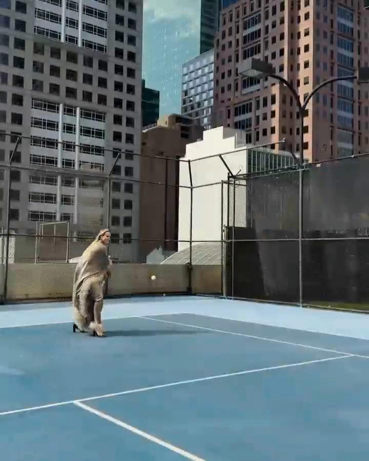 2 TYPES OF PEOPLE。