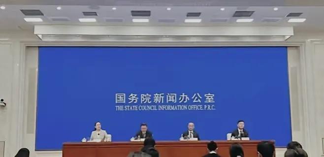 好消息：重大宣布：全面终结！电视界的革新风暴震撼来袭！
哇哦，那个让人头疼的“连