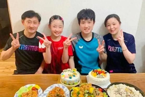 那些曾经离开家乡选择加入日本国籍的前国手们，现在估计是肠子都悔青了！他们万万没想