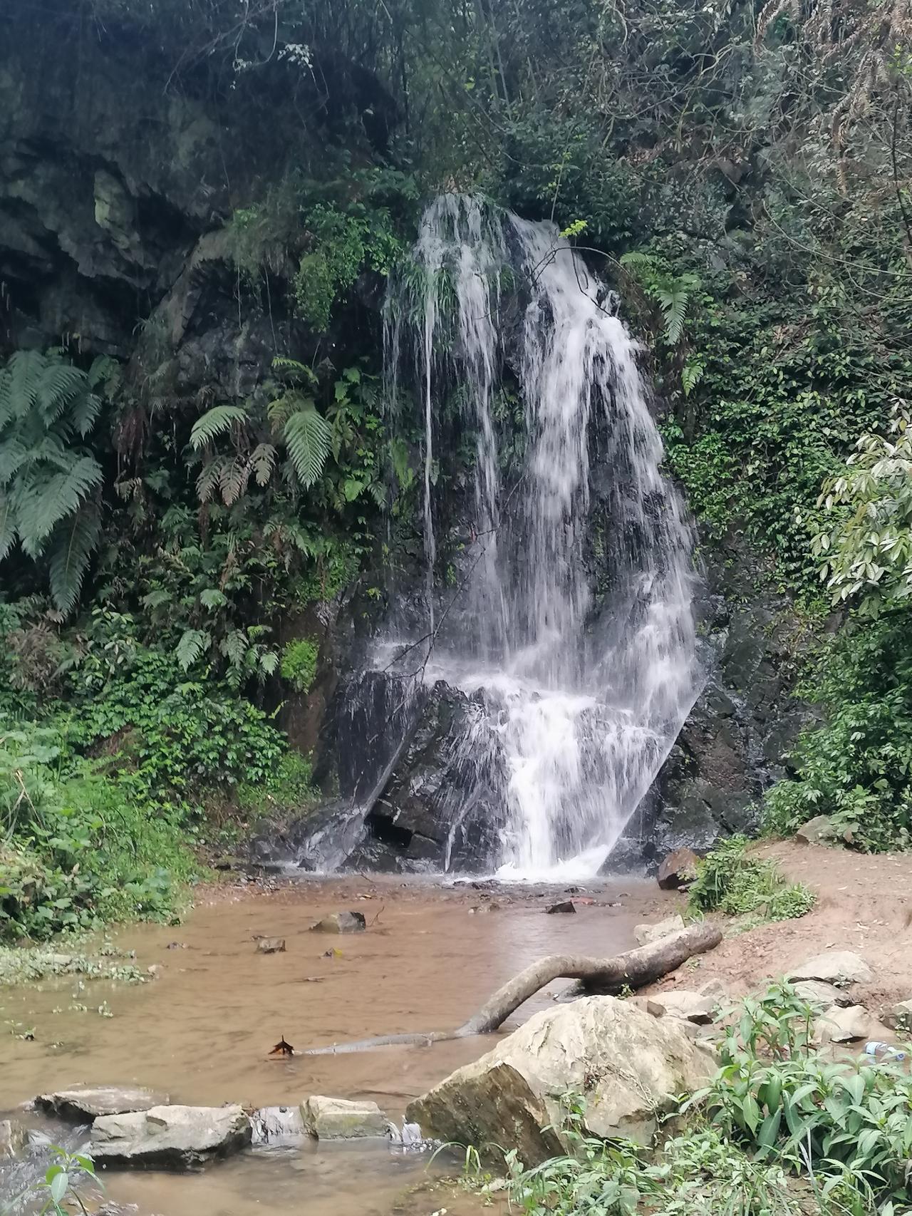 这瀑布就在离赣州不到十公里的大山里，有知道或去看过的朋友吗？