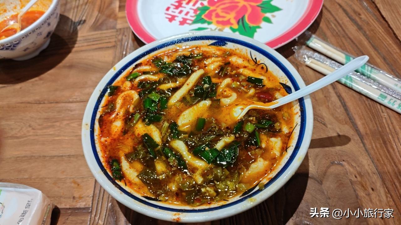 我97岁的姥姥，缠绵病榻50多年，现在依旧，3天一住院，5天一抢救，儿子死了，女