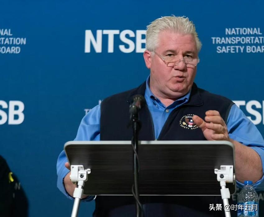 【美国国家运输安全委员会成员称，他被特朗普政府无故解雇】

[答案简单得很：忠诚