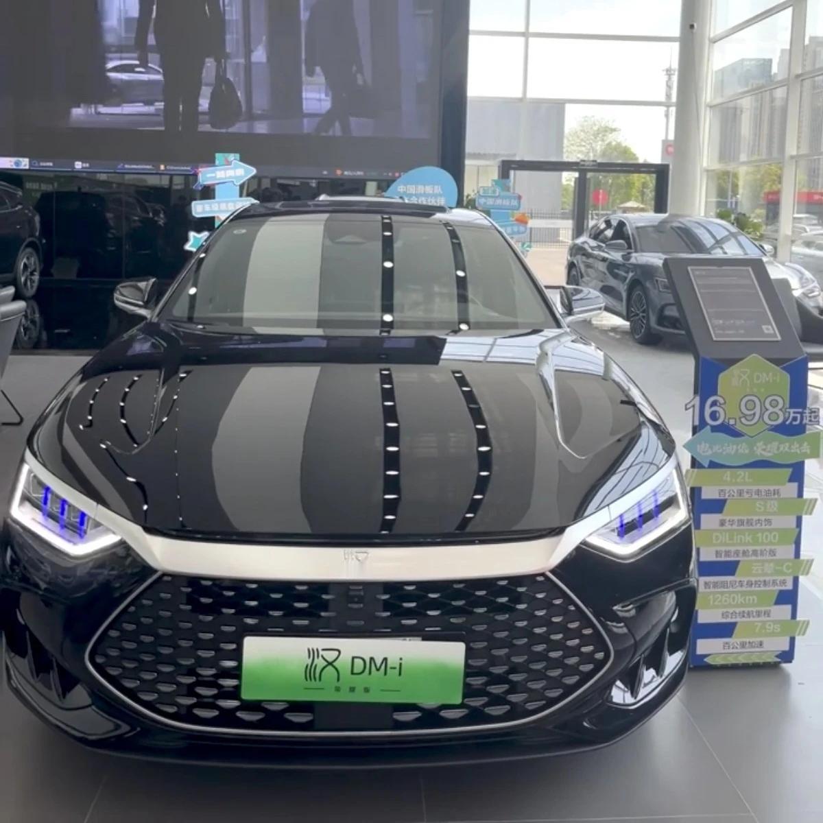 B级车，谁才是你心中的扛把子?
1、日产天籁
2、丰田亚洲龙
3、比亚迪汉
4、