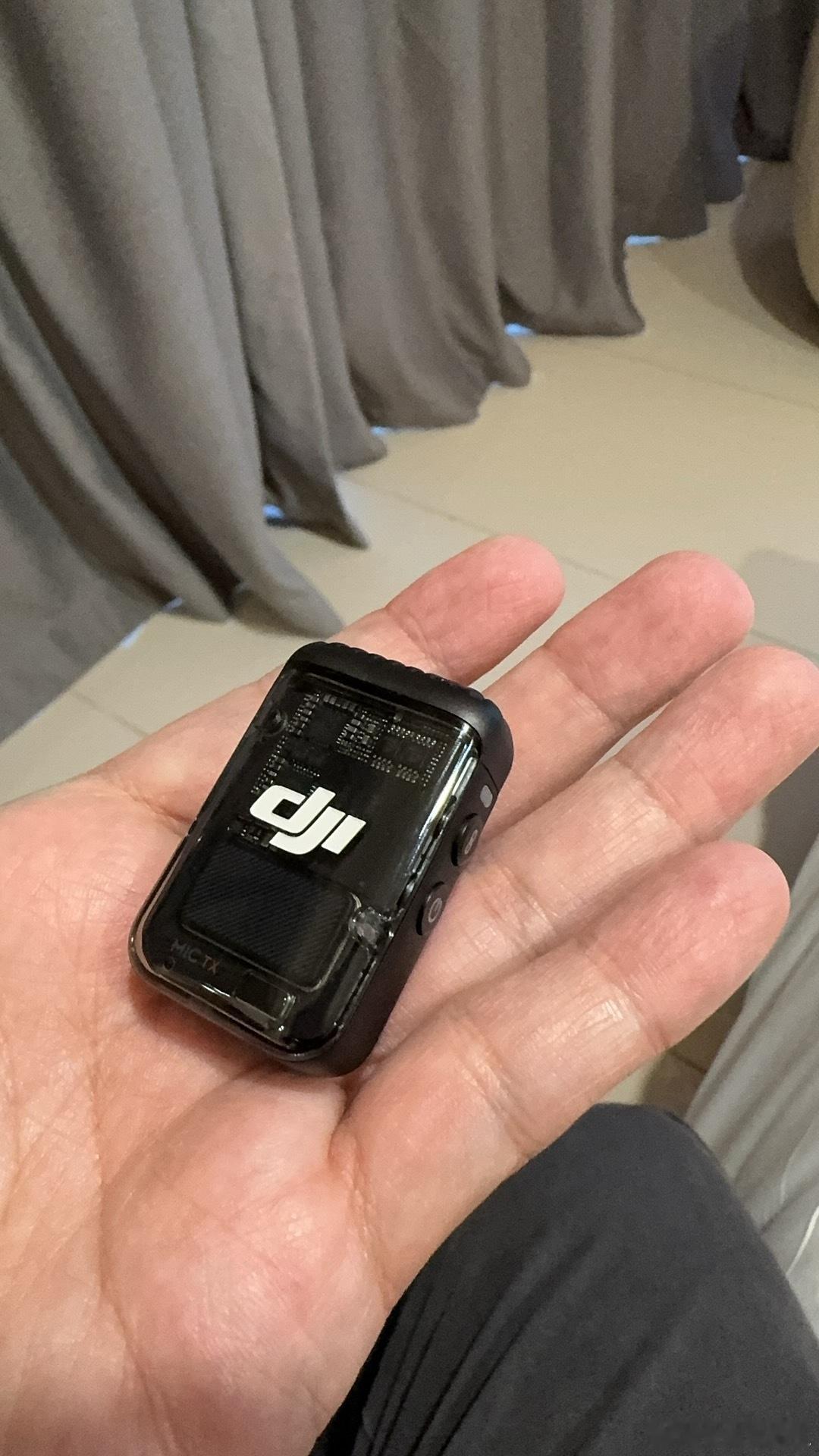 肯定是我昨天蹦跶的太欢了，现在有点搞反了，海拔3600米左右，整个人的脑袋有点蒙