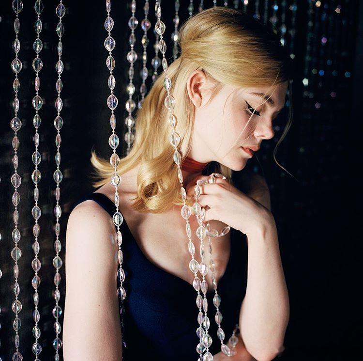 艾丽·范宁2016年在戛纳电影节上的一组照片 