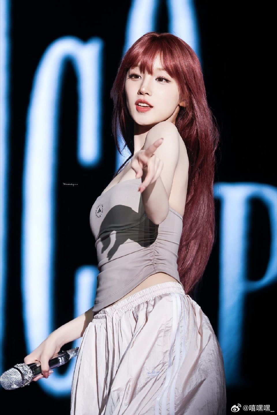 宋雨琦在工作场合遇到同担简直演我🙉🙉🙉 