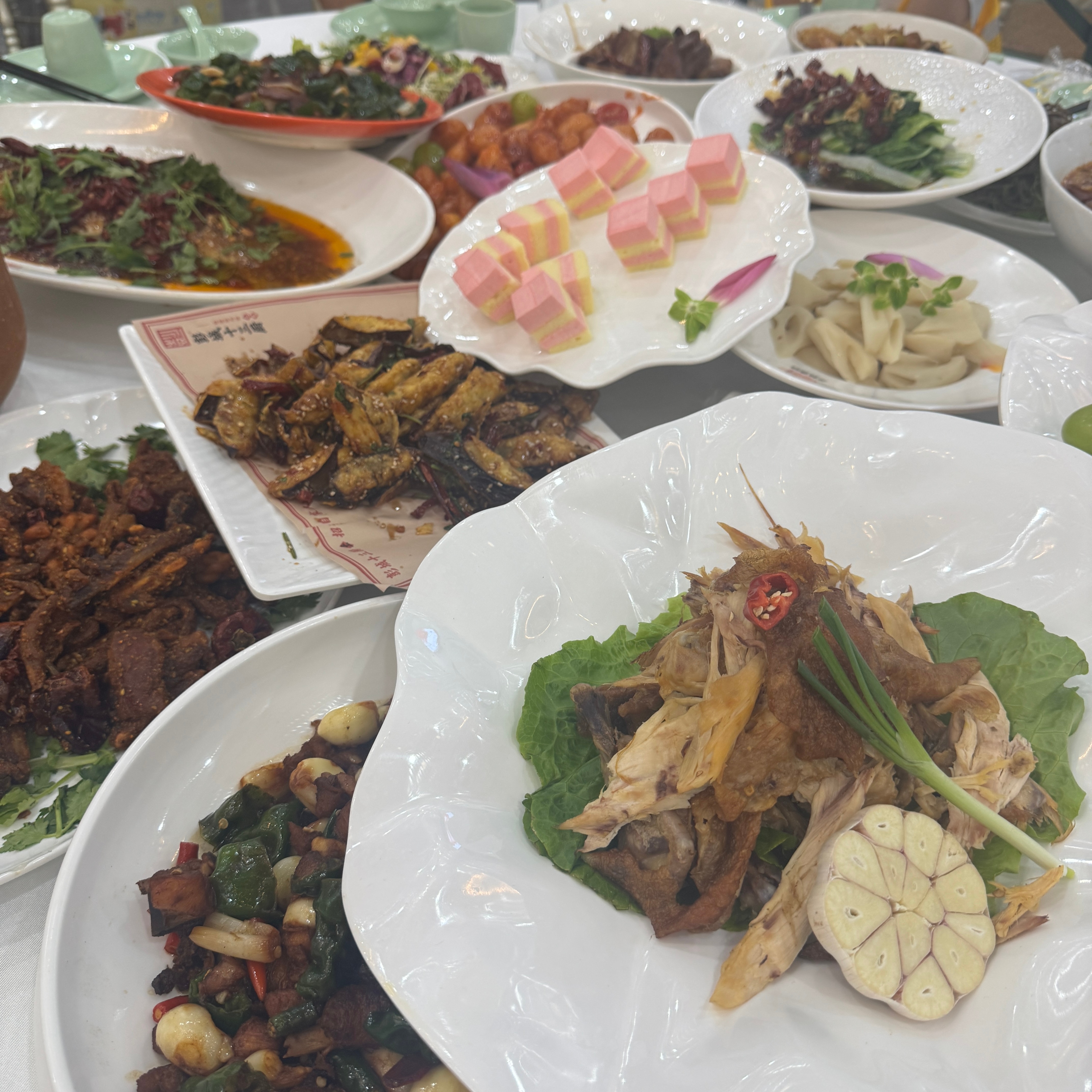 打赢胜仗之后和棍丝一起吃庆功宴[嘻嘻] ​​​