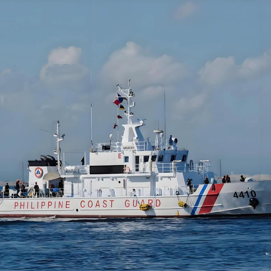 小小的菲律宾，几乎没有海军，却牵制了我方大批海军、海警舰艇，还有大量的渔民和海上