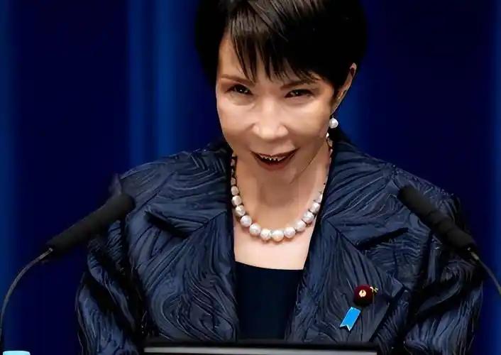 我从不担心日本敢再犯中国！
       大家想一想，就咱中国这爱好和平的脾性，
