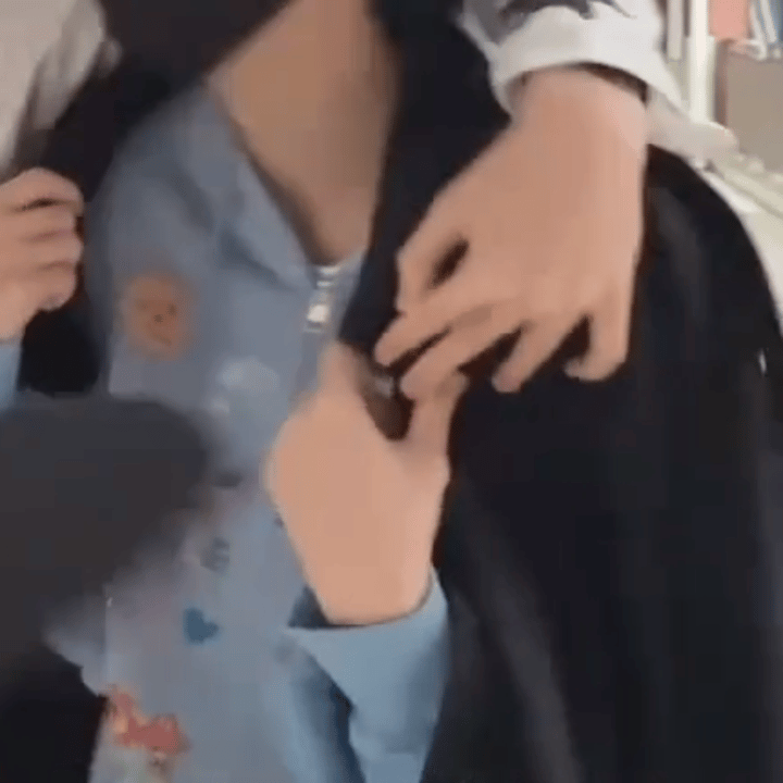 你看看你们又 ​​​