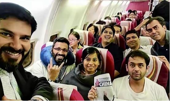 即使中国对全世界除印度以外的所有国家免签，也不能对印度免签。因为印度有14亿几人