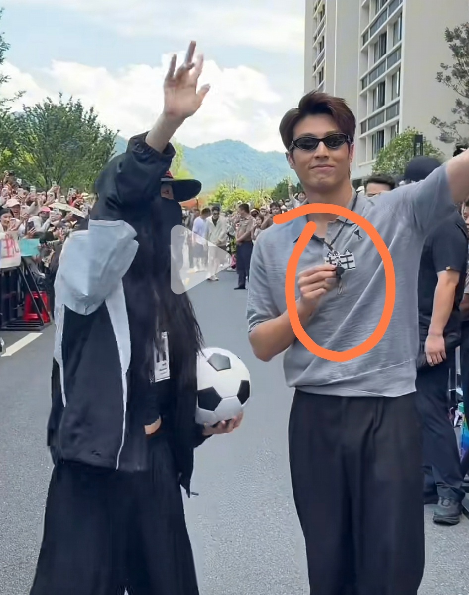 有点小心机了不是 