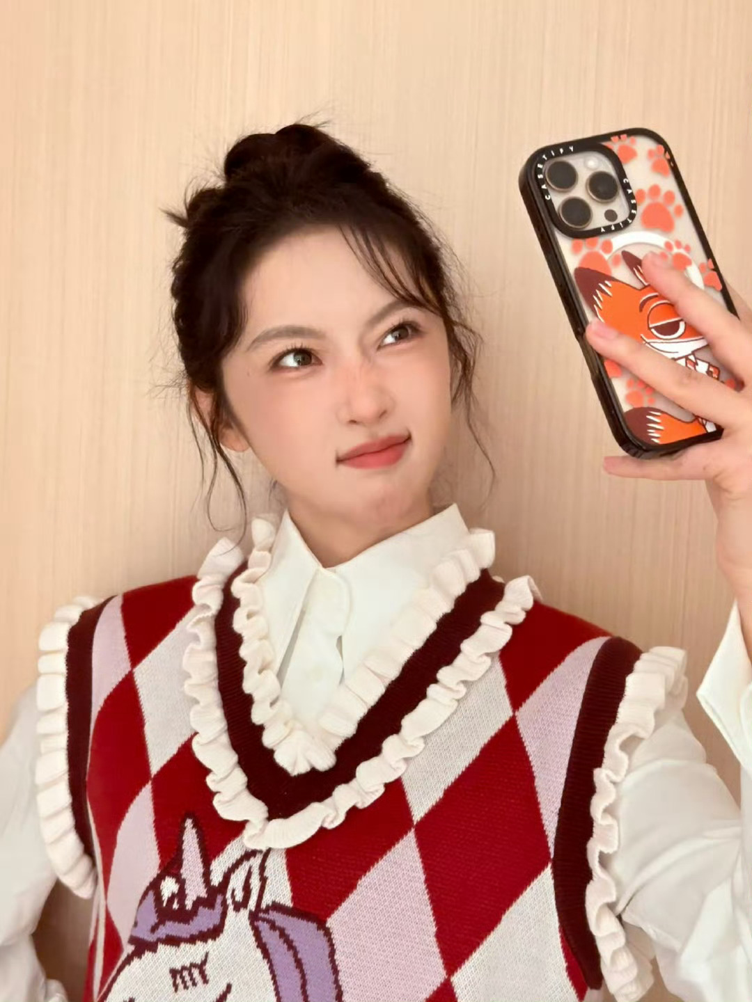 宣璐交出手机里的自拍，你这是录节目还是拍美图呀