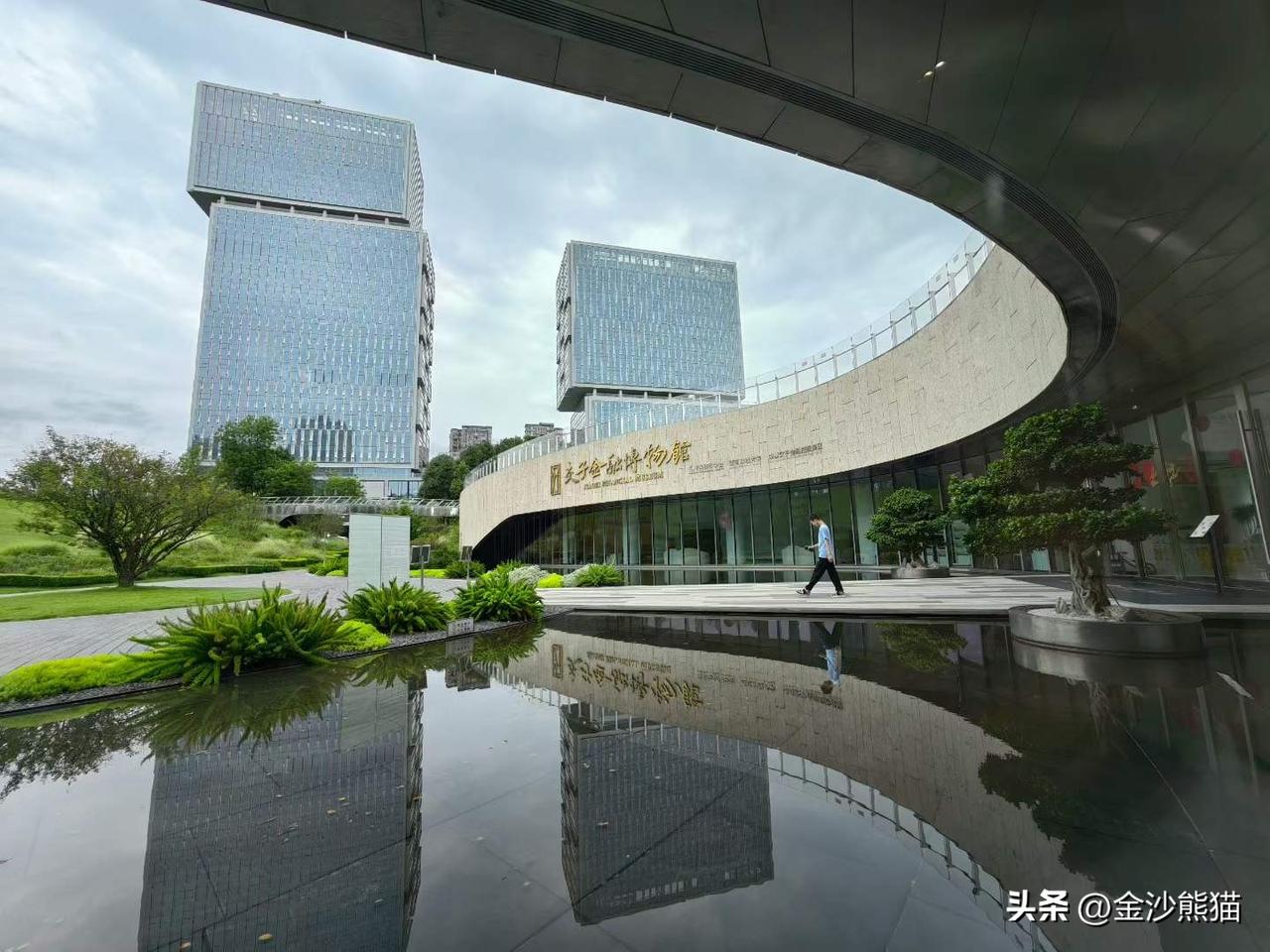 高新区地下藏了一个博物馆——交子金融博物館
图文：成都市摄影艺术家协会   曹铁