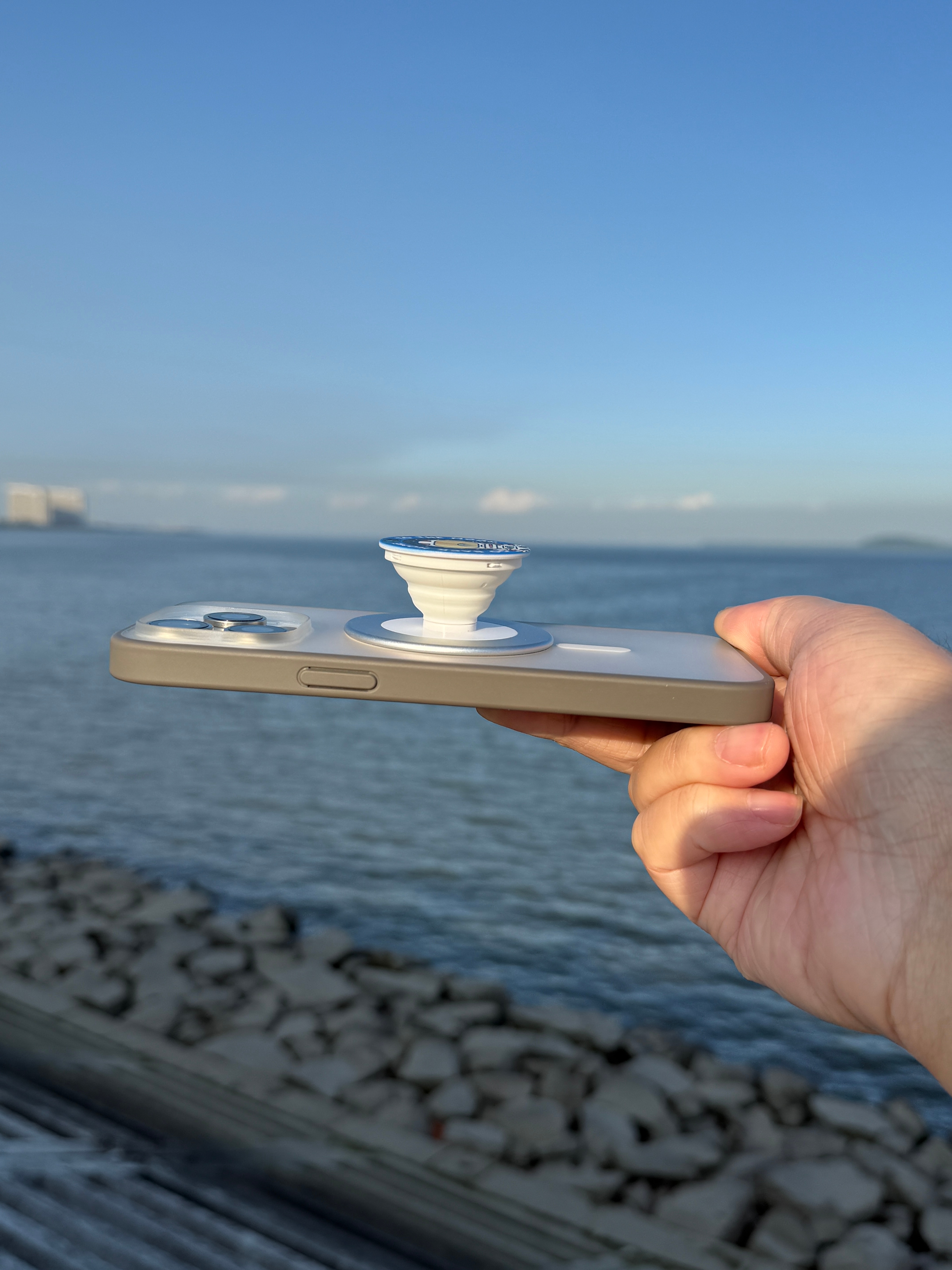 看了几天大家关于平嵌款磁吸气囊的评价，内心两个字：稳了