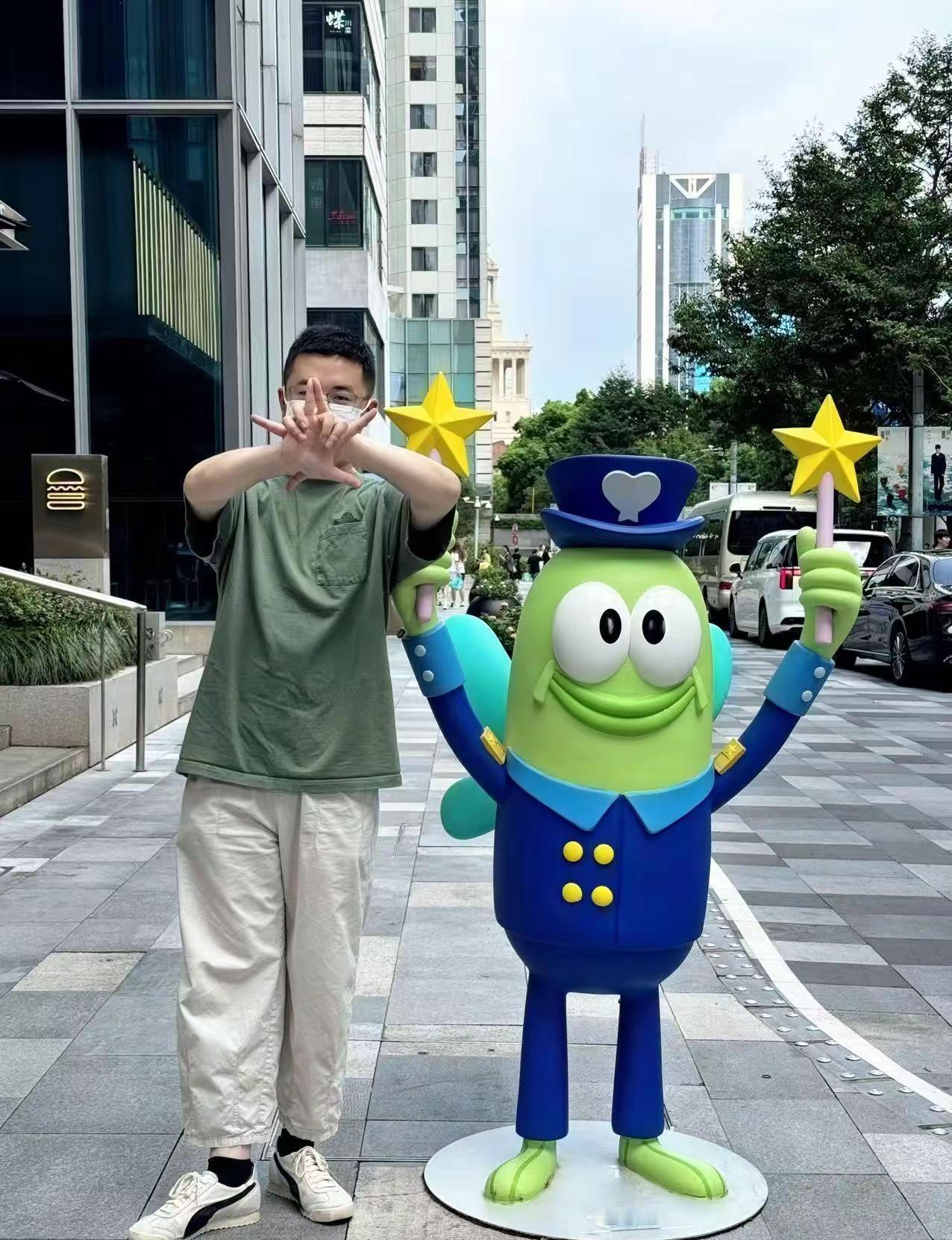 Star⭐ @足球小将吕孟洲吕孟洋 五个星连成线期待老二好消息我的足球生活 中国