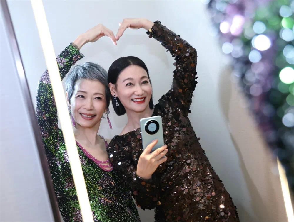 她，3岁乞讨，12岁做舞女，22岁当影后，40岁自杀，63岁活成传奇
惠英红在香