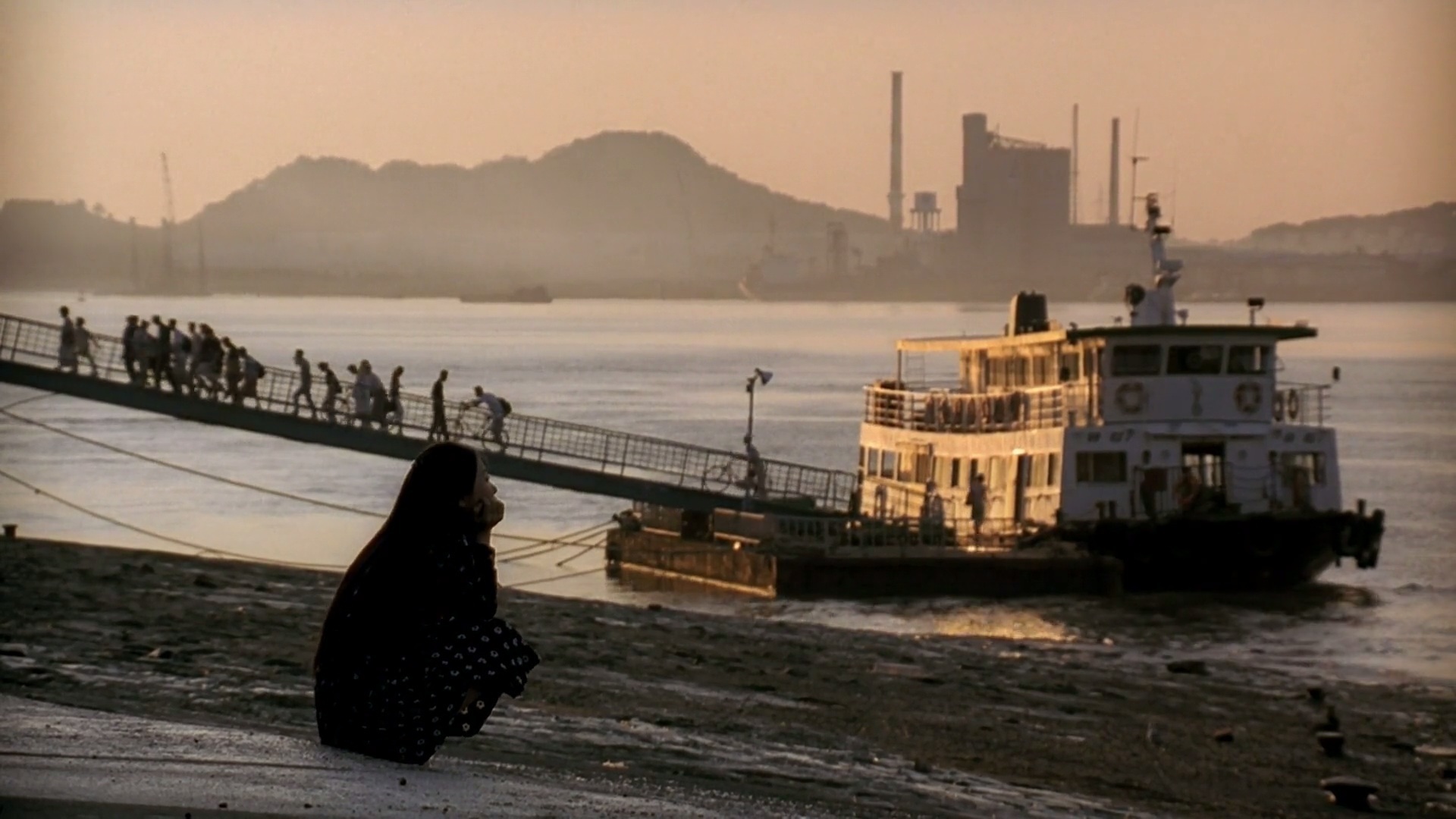 长期主义不是简单的坚持，而是要随着时间不断地优化。着眼于当下最重要的，该弃就弃，