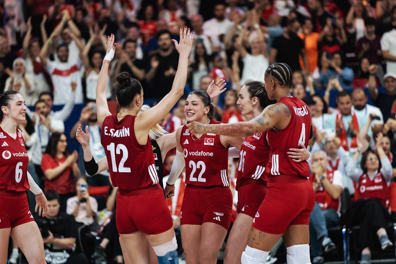 【2026世界女排联赛 安卡拉站：土耳其女排3-0法国女排】北京时间19日凌晨，