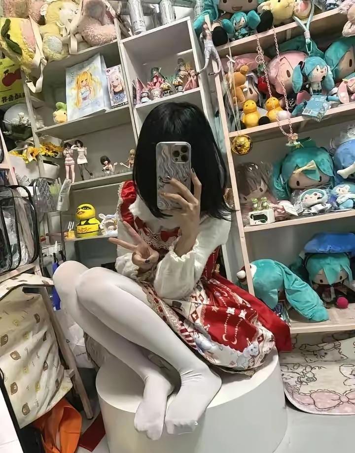 可爱女孩，来呀！一起拍照