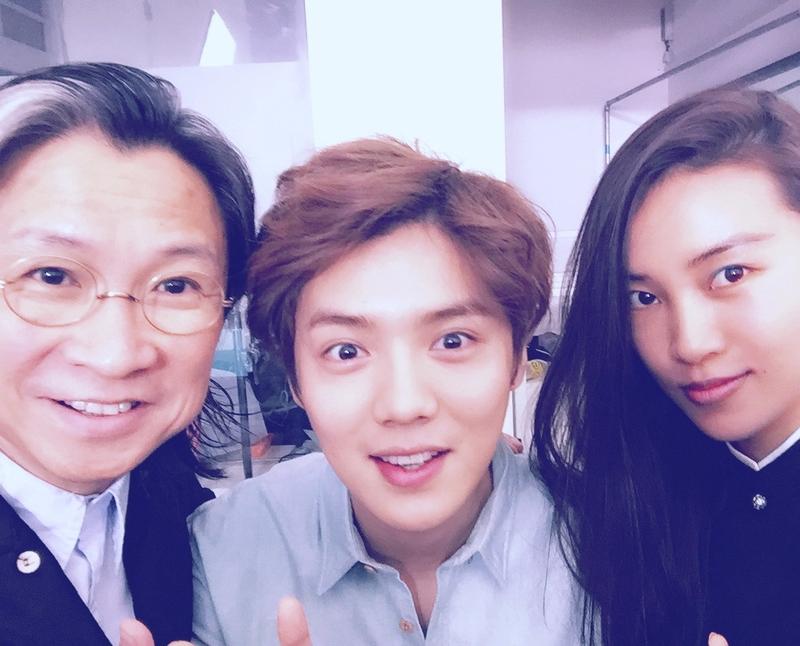 开年网红司晓迪这波操作真是把内娱搅得天翻地覆。1月2日深夜到3日凌晨，她在社交平