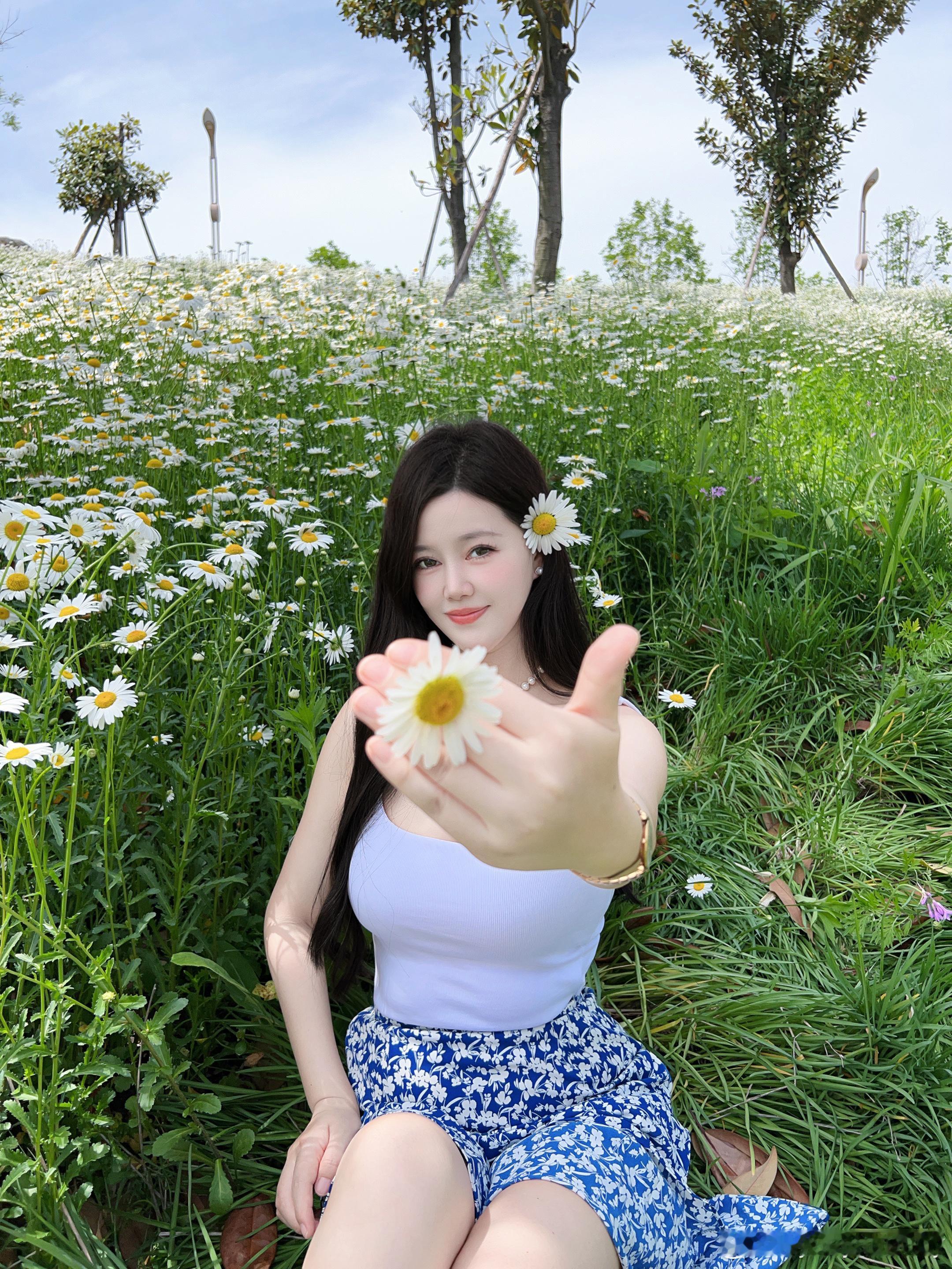 小雏菊🌼  ​​​