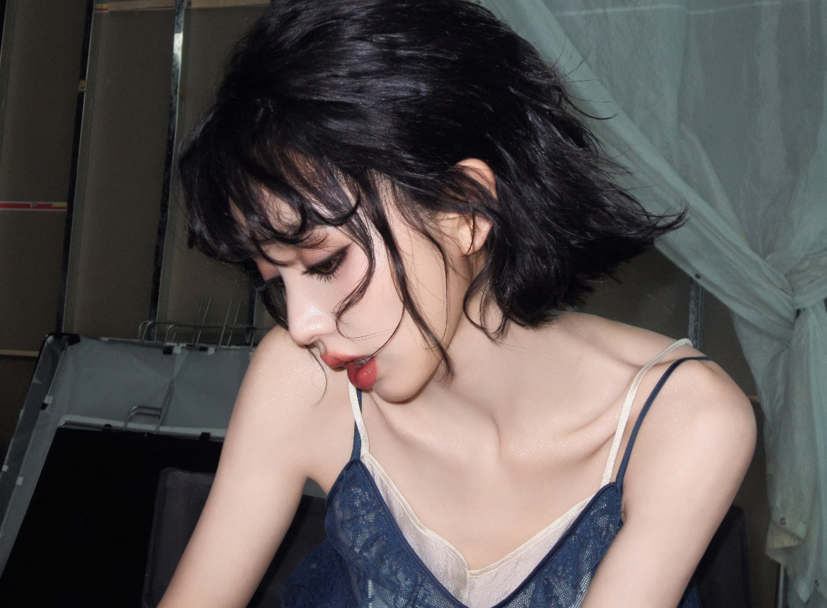 姐姐的下颌线是最锋利的🔪 ​​​