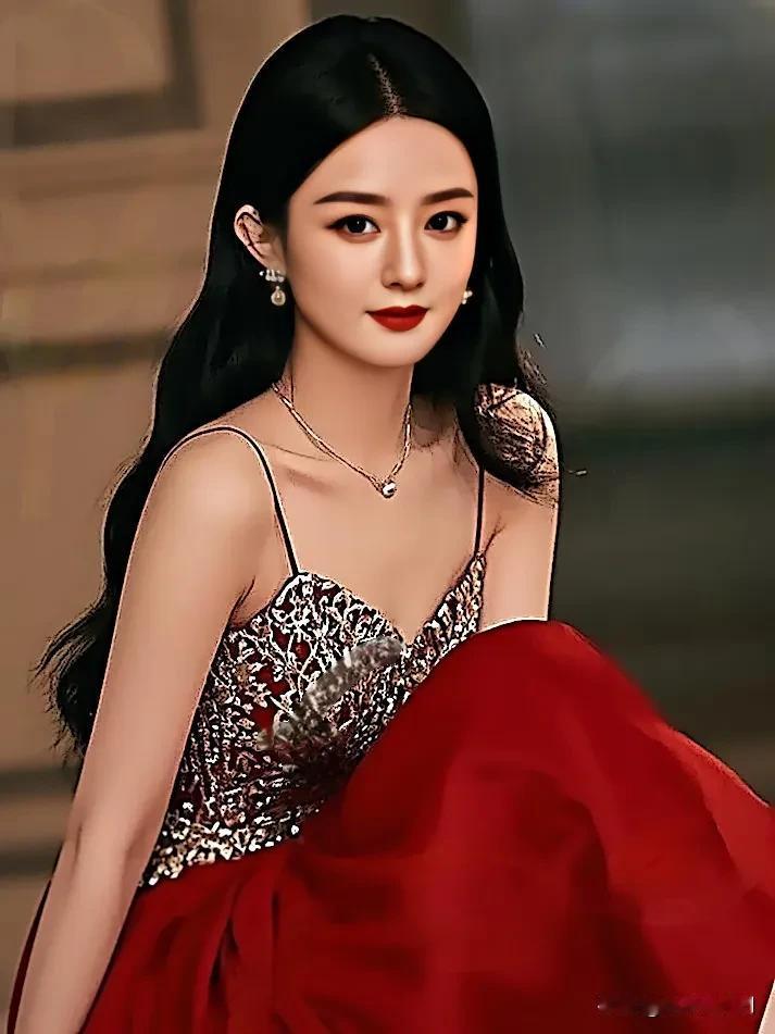 赵丽身材惊艳，完美曲线令人羡慕不已