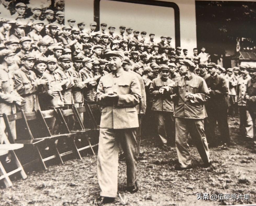 1964年8月，徐向前被任命为中央军委人民武装委员会主任，开始主管全国民兵工作。