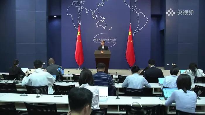 日本新版防卫白皮书刻意抹黑我国正常国防建设，还无端插手台海事务。外交部已经正式向