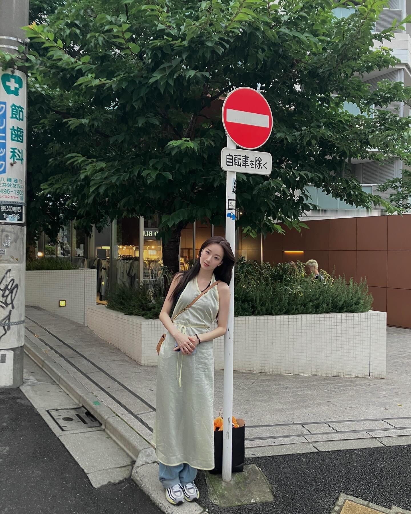 ins穿搭李娜恩春夏穿搭 