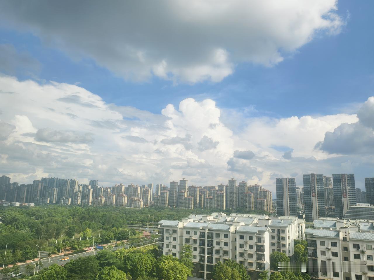 这种天气算好还是不好呢？[机智][机智][机智]