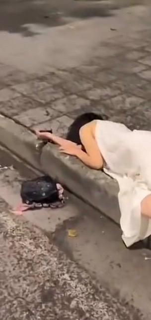 打扮不是为取悦他人，而是照镜子时能看到精神的自己，出门更有底气。不用追爆款、堆大