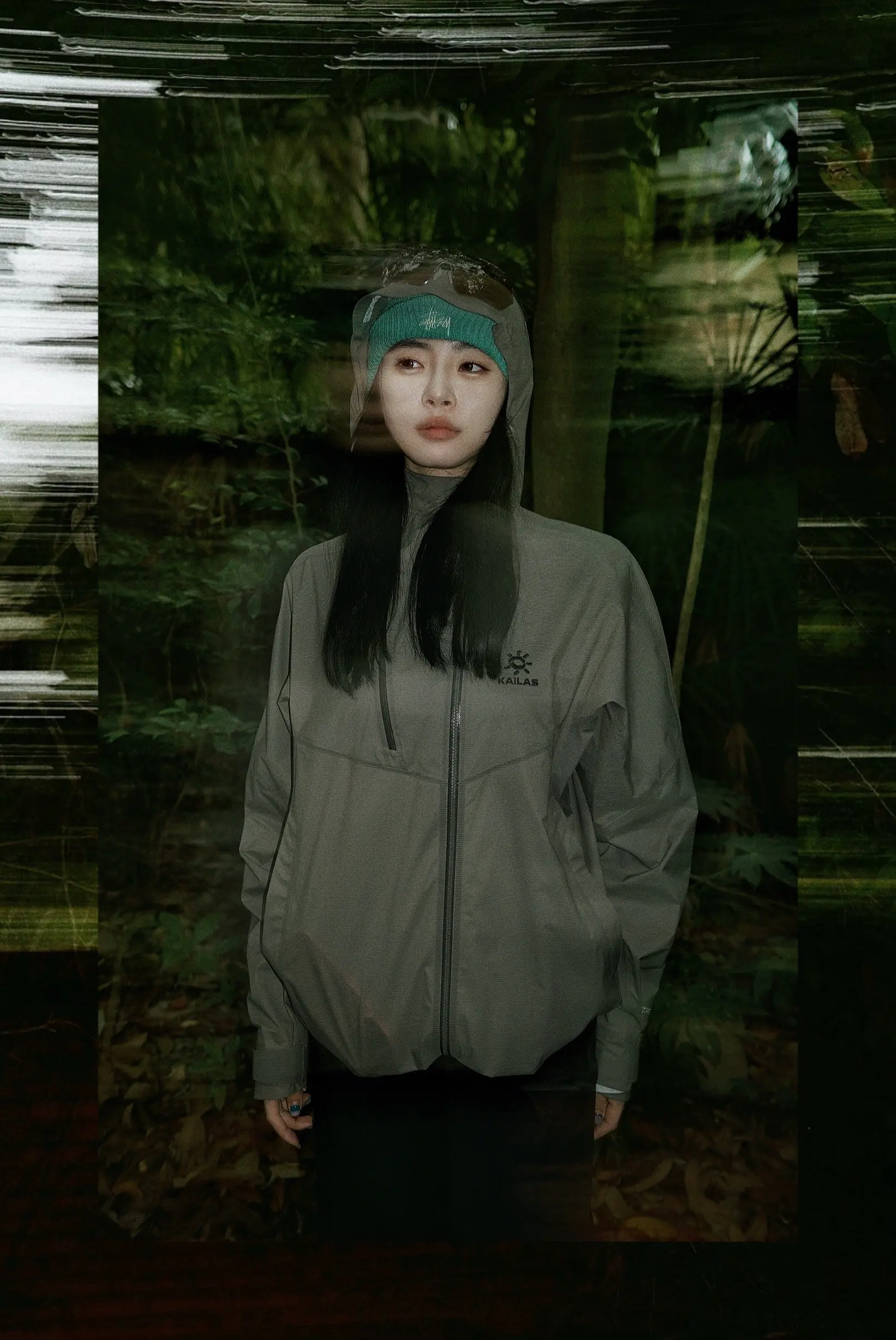 仿佛置身绿光秘境🟢。森林雾感