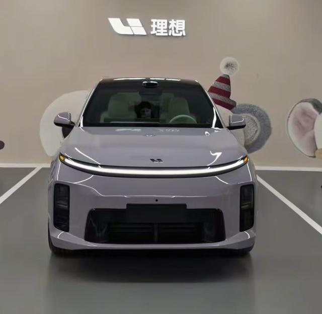 在25万元左右的新能源SUV中，理想L6算是热门的选手之一，受到了许多家庭的喜爱