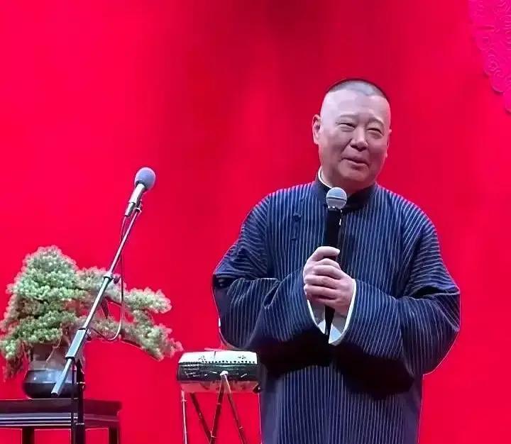 离开德云社就凉38%
 
天津台返场一句“飞高了别回头啄喂你的人”，台下炸了。郭