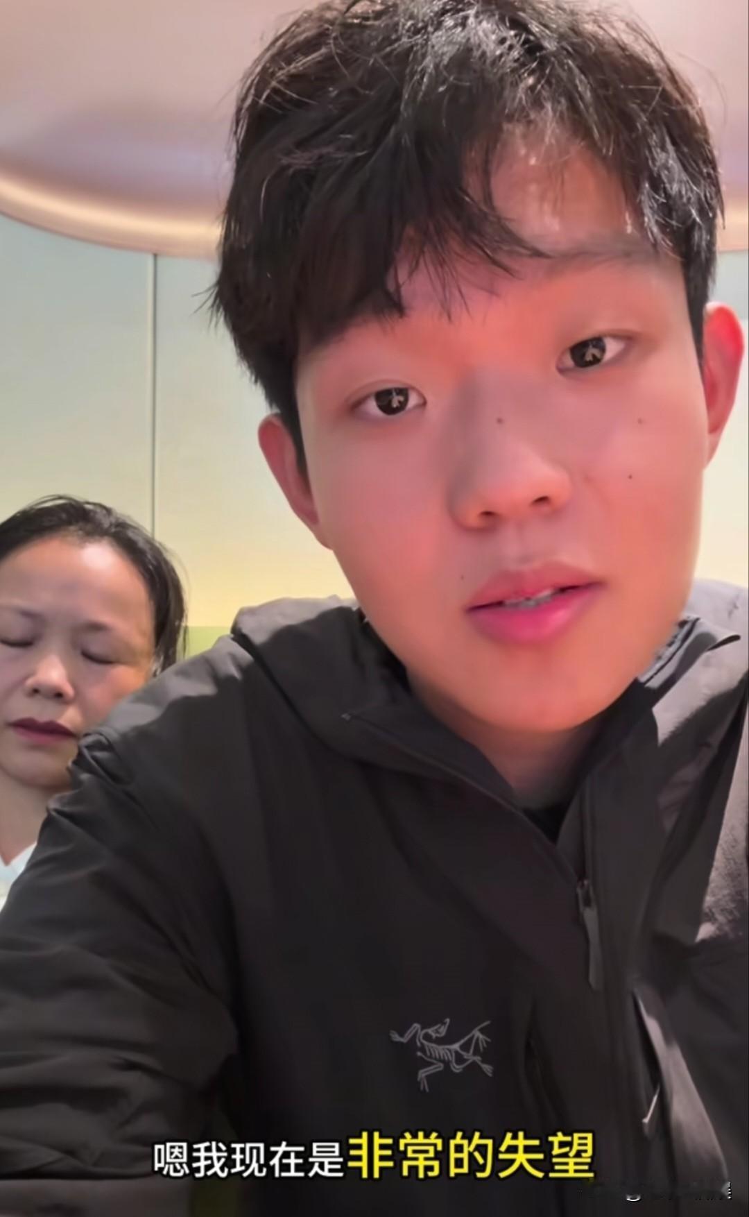 姜甲儒案主犯也是太嚣张了吧，法庭上居然还敢威胁、辱骂受害者家属，态度真是嚣张到离