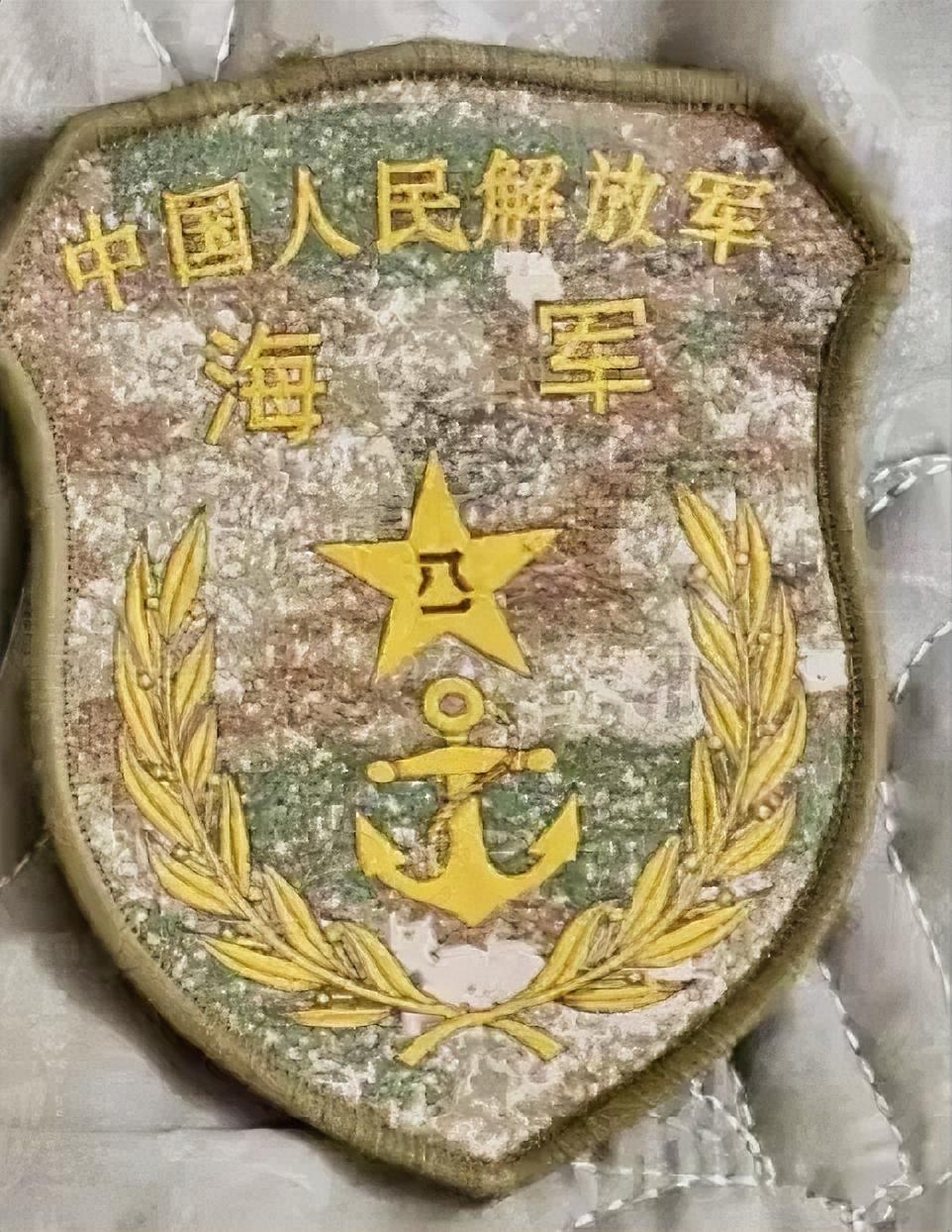 做个温暖的人，有自己的喜好，有自己的原则，有自己的信仰。别想太多，好好生活，平静
