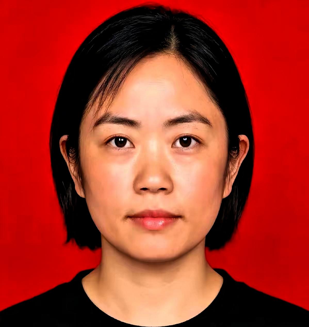 一个搞了20年军工、肩膀上扛着大校军衔的空军女高工，退役后应该过啥日子？在城里拿