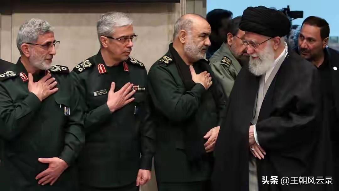 伊朗揪出54名“内鬼”！缴获大批武器弹药
伊朗内部被间谍内鬼渗透严重，内鬼不除，