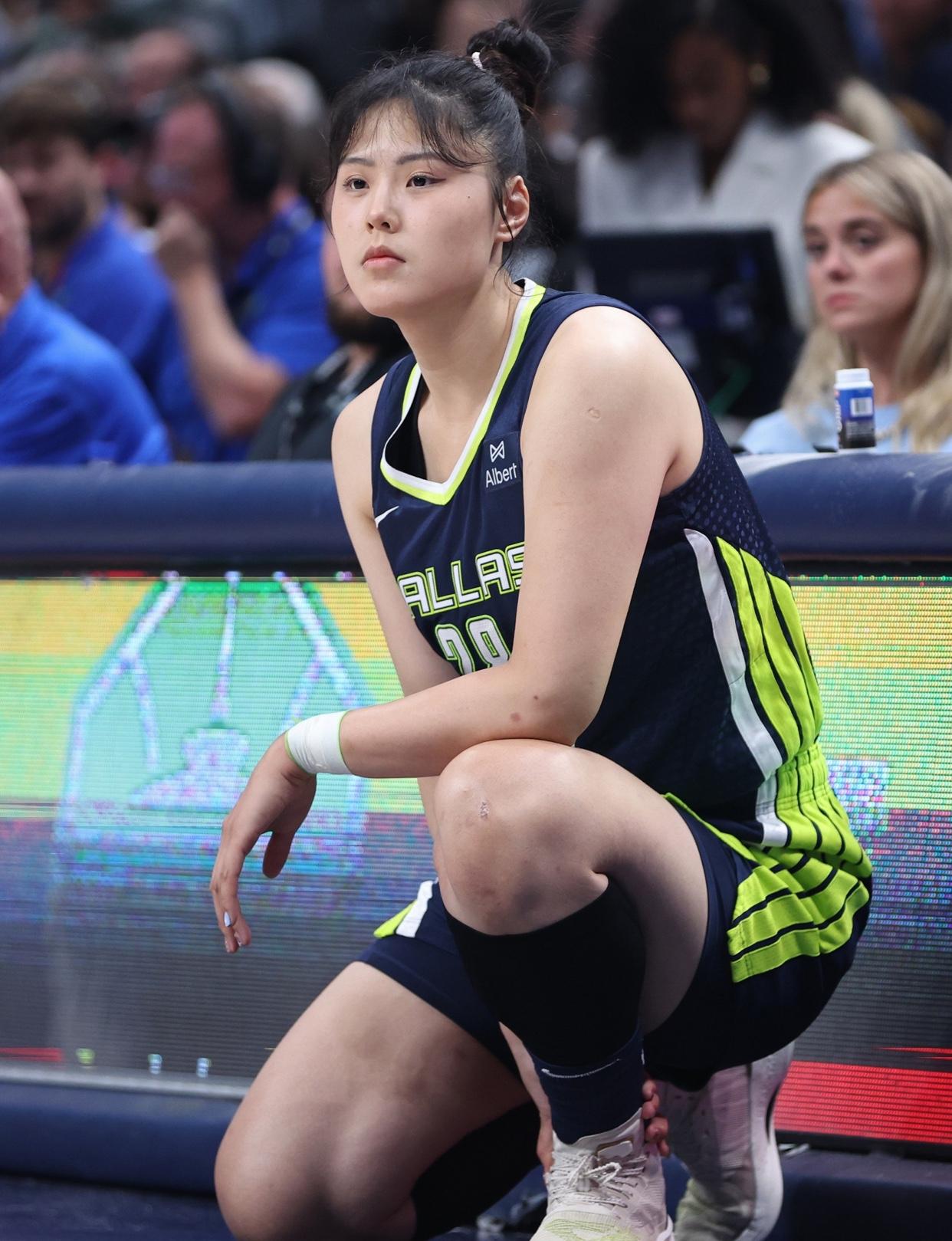 女篮李月汝Unrivaled首秀🉐️3分3板1帽

这个数据的确很普通，不过也