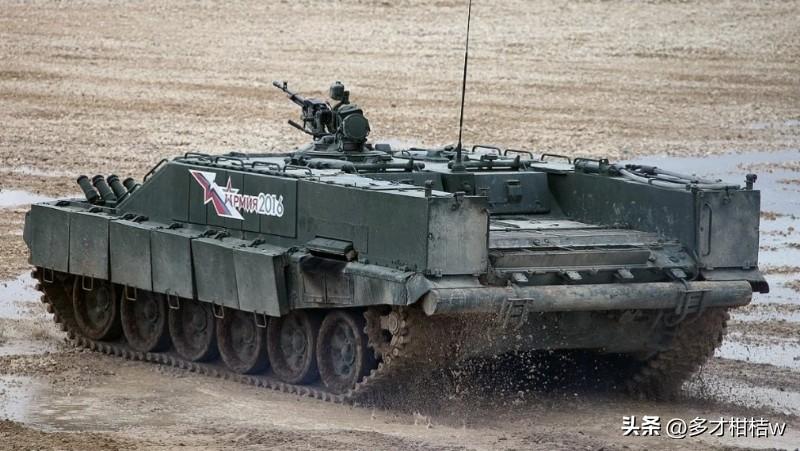 受到BMP-2步兵战车在格罗兹尼表现较为脆弱等因素影响，白蓝红莫斯科军事工业在上