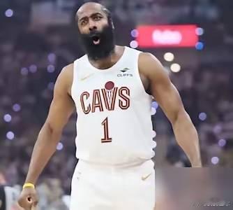 修改润色结果：4.5%的生还概率！这无疑是NBA历史上最不可思议的剧本，在短短2