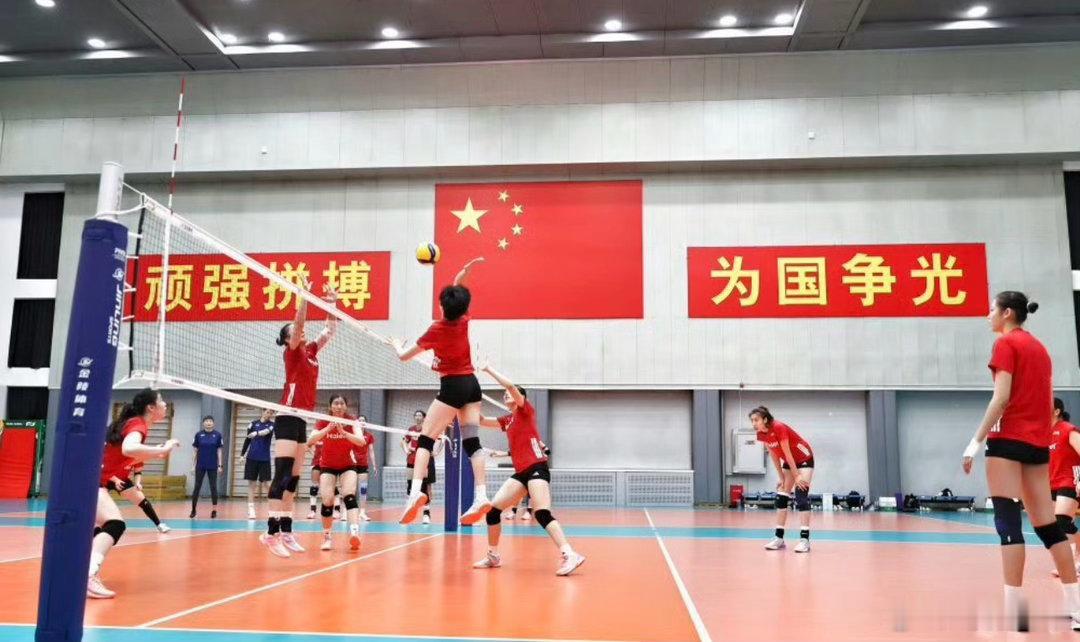 中国女排目标直通洛杉矶吴梦洁伤愈归队备战亚锦赛距离2026女排亚锦赛开赛不足10