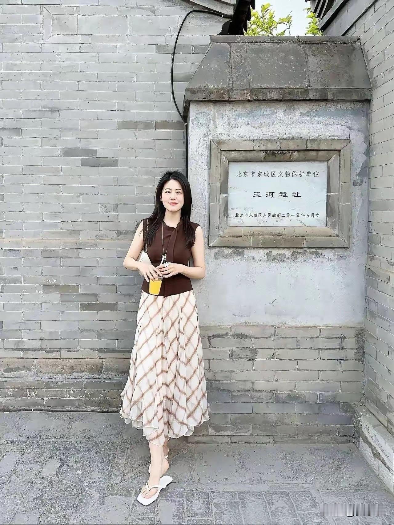 能折磨我的，
永远是我过于在意的，
我若不在意了，
天奈我何，
