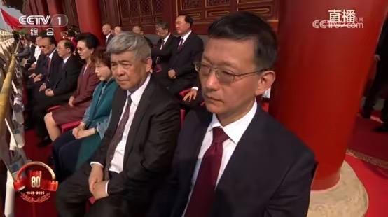 洪秀柱登上天安门城楼，这次我们表明了态度！

解决台湾问题，我们可以说是一忍再忍