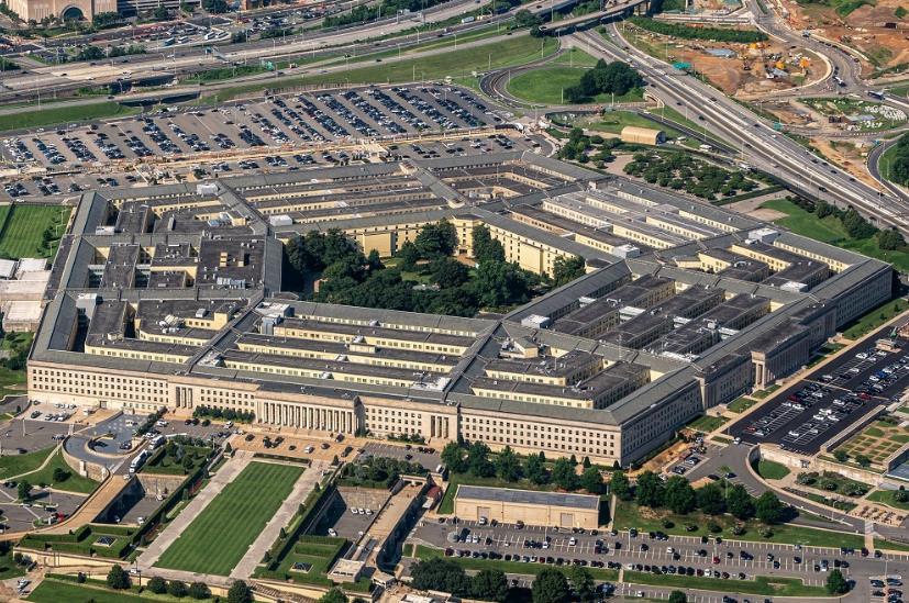 美军中央司令部承认已有美军士兵在伊朗反击下丧生，伊朗还袭击了阿布扎比的法国海军基