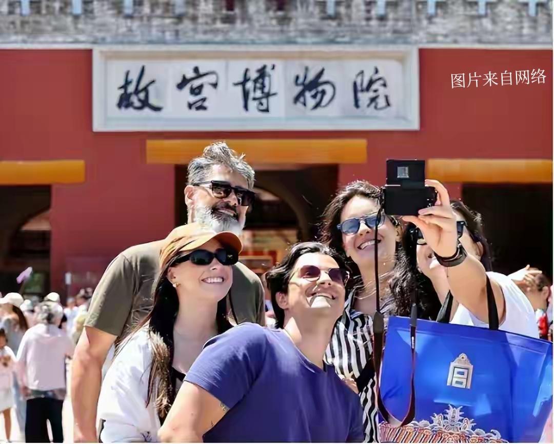 热搜说2000万老外悄悄涌进中国，我咋一个没瞅见？朋友一句话点醒我：来的多是亚洲