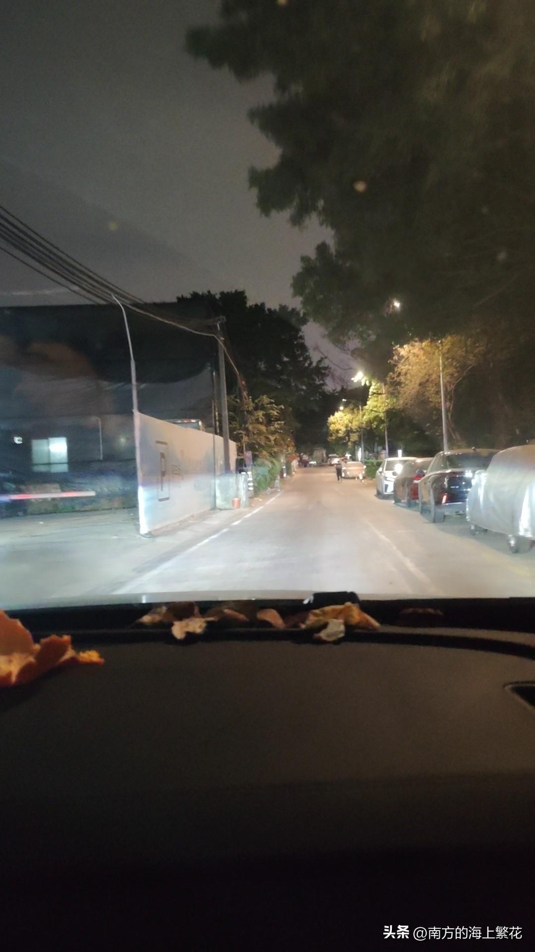 每天不是上班就是挣钱，
可到头来好像班上的一点都不开心，
钱也没有赚到自己想要的