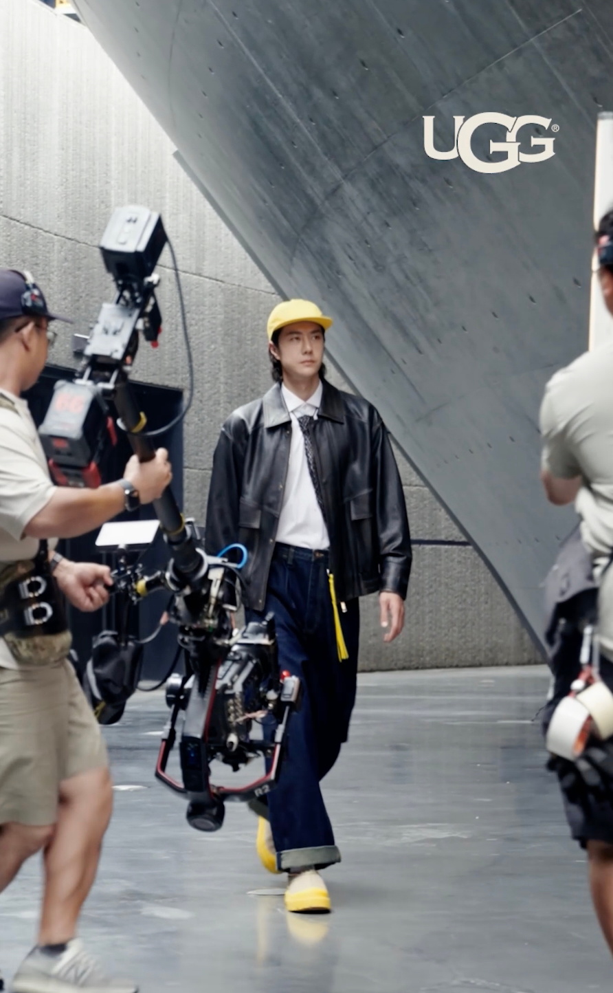 王一博这波和UGG的默契度我直接打满分！从亚太区代言人一跃成为全球品牌代言人，一